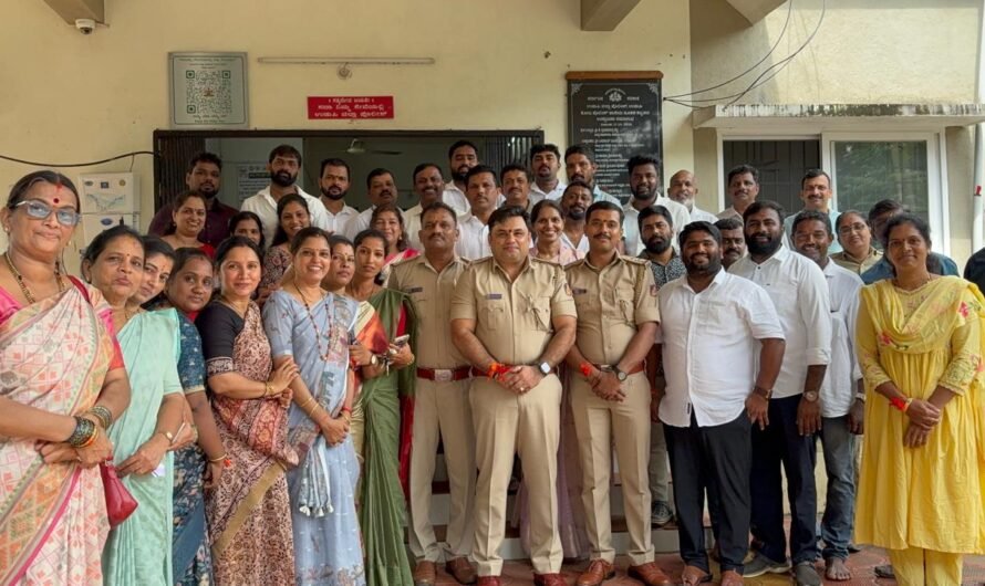 ಕೋಟ: ಆರಕ್ಷಕರಿಗೆ ರಕ್ಷೆ ಕಟ್ಟಿ ಗೌರವ ಸಲ್ಲಿಸಿದ ಮಹಿಳಾ ಮೋರ್ಚಾ